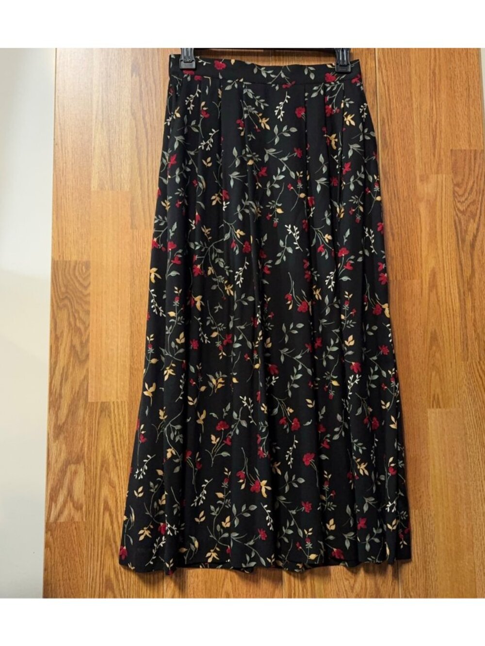 Vintage 90s Appleseed’s Floral Maxi Skirt Size 10 Rayon Challis Made in USA